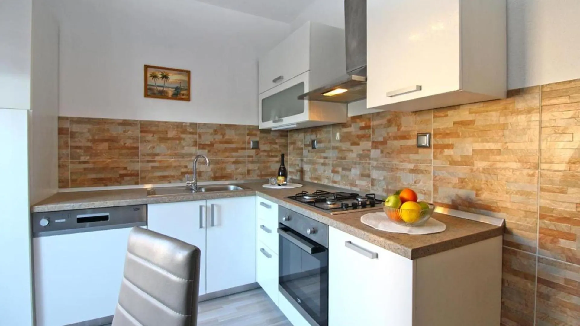 Spacious Apartment With Terrace And Bbq Fažana クロアチア